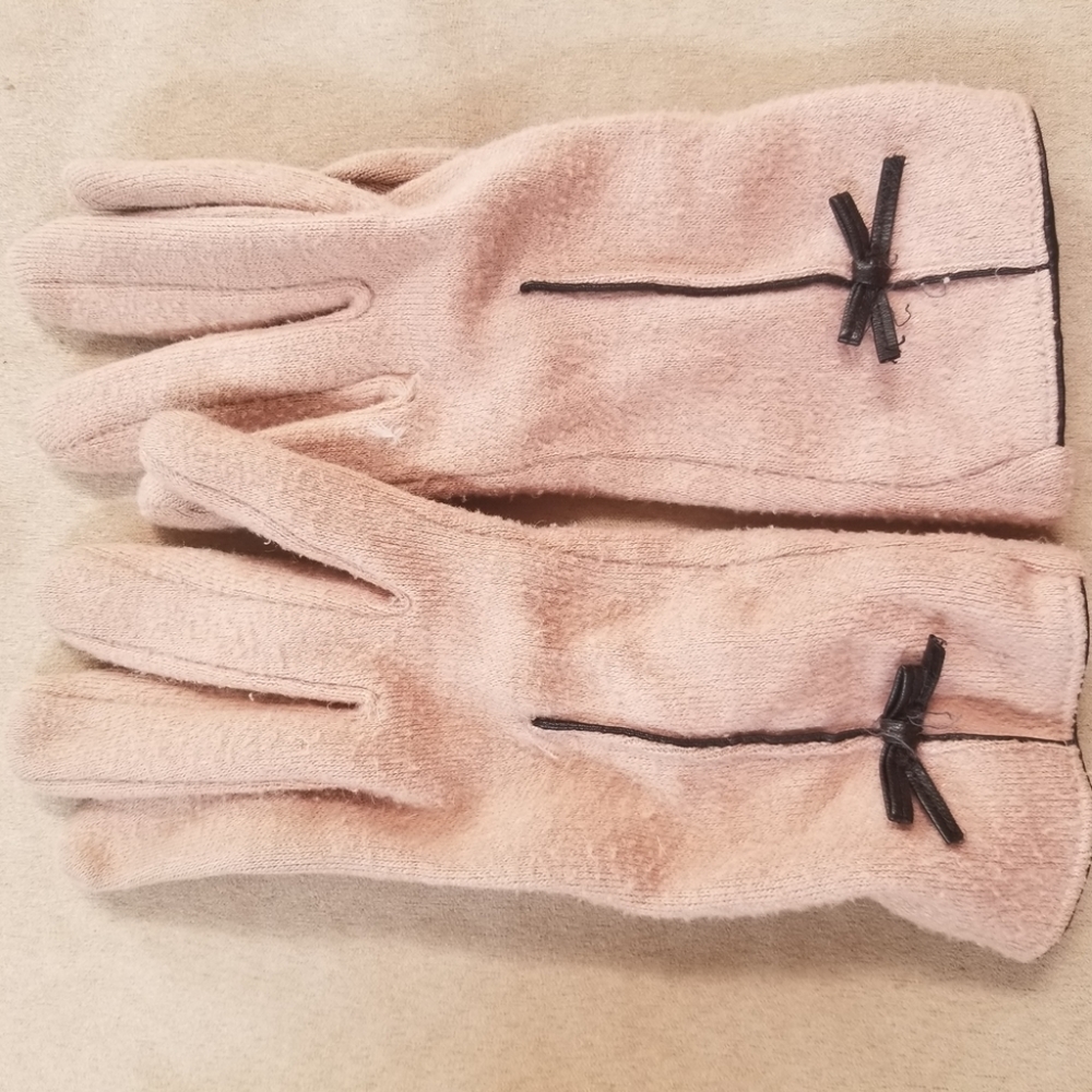 Pink Gloves